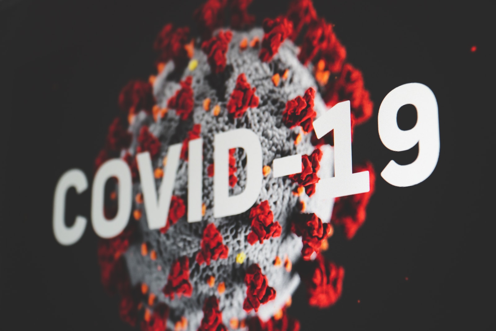 Comment la pandémie de COVID-19 a changé le monde du travail et ce que cela signifie pour l'avenir